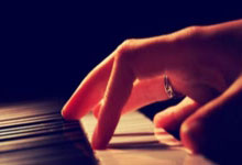 乐博体育：英超第33輪熱刺0-1布萊頓 凱恩孫興慜啞火特羅薩德絕殺.